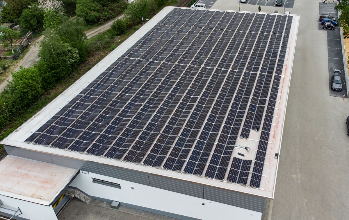 drohnenvideo photovoltaik-003 gewerbe